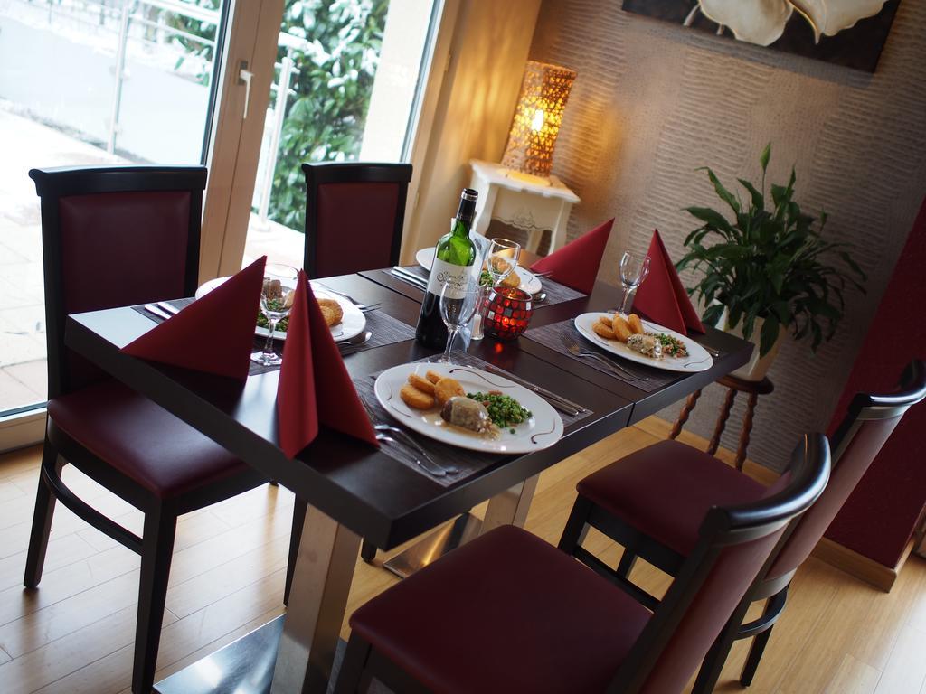 The Originals City, Hotel Et Restaurant Aster, Saint-Avold Nord Creutzwald Eksteriør bilde